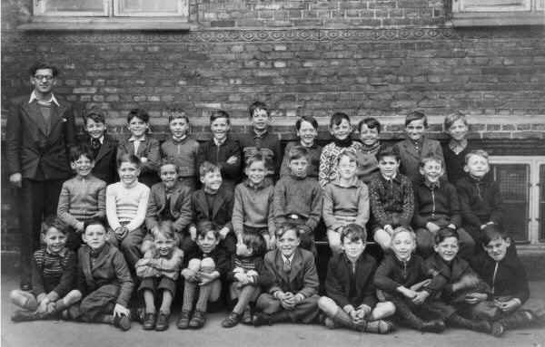 Class1949.jpg (75055 bytes)